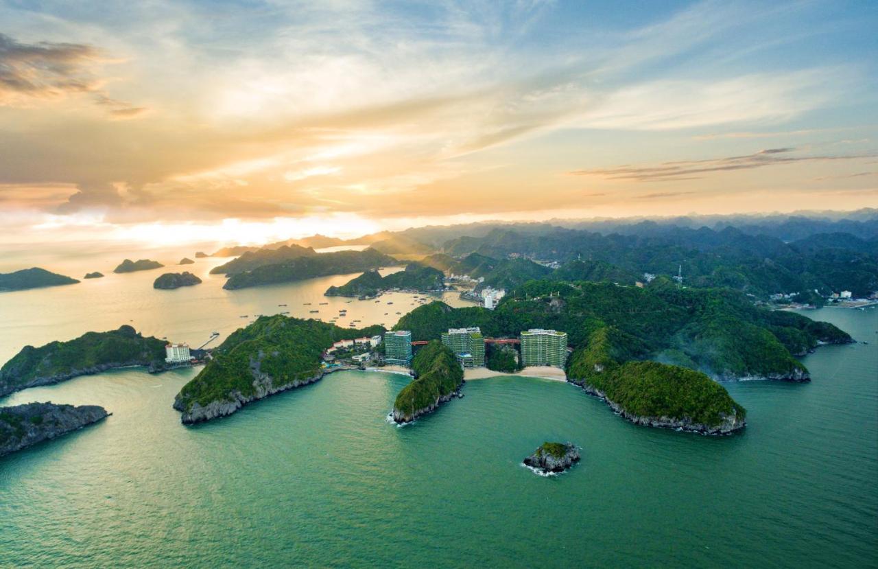 Flamingo Premium Lan Ha Bay Resort Haiphong Exterior foto