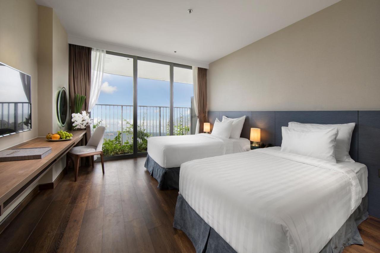 Flamingo Premium Lan Ha Bay Resort Haiphong Exterior foto